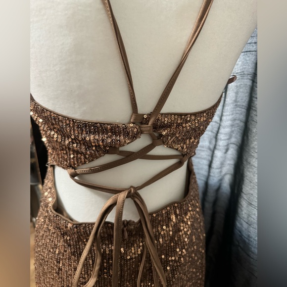 Never worn sequence dress - Picture 2 of 6